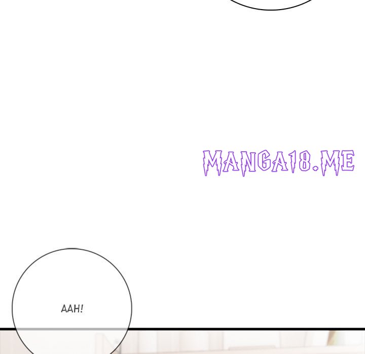 Seductive Curves Behind Closed Doors - Chapter 17 Page 31